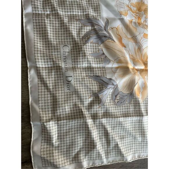 Hundred percent authentic Christian Dior scarf - Picture 1 of 10